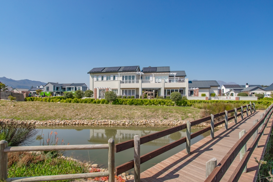 5 Bedroom Property for Sale in Val De Vie Estate Western Cape